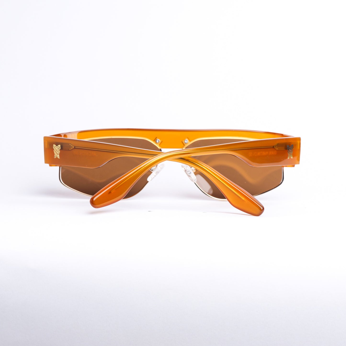Arc in Ochre