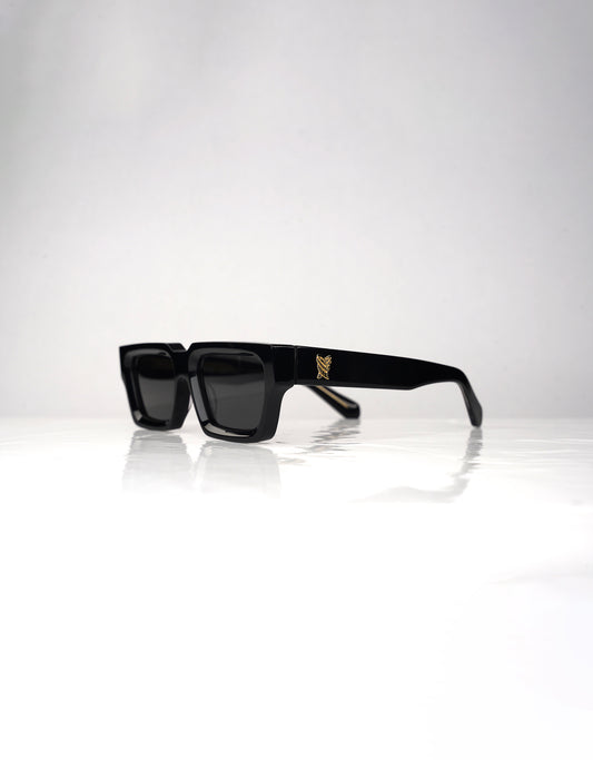 'IV' Frame in Jet Black