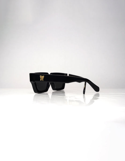'IV' Frame in Jet Black